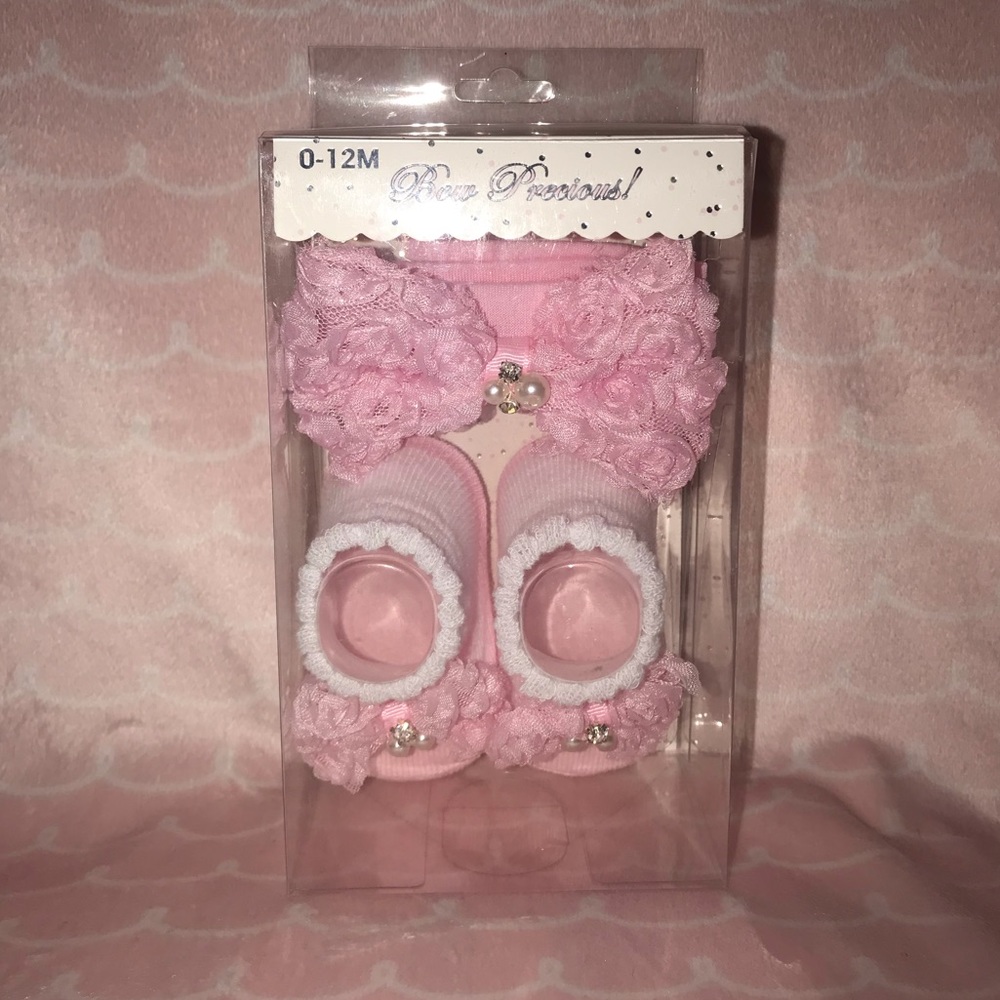 Infant baby girl socks and headband set.